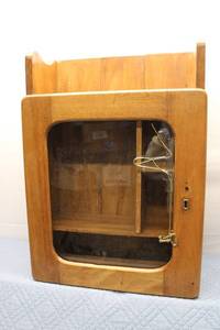 lot 125 image: Vintage Wooden Display Cabinet with Glass Door