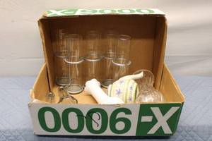 lot 167 image: Collection of Decorative Vases and Salt & Pepper Shakers