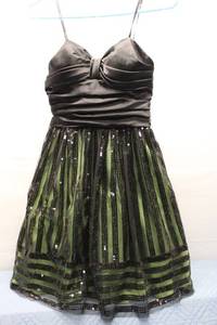 lot 192 image: Elegant Black and Green Cocktail Dress with Sequins