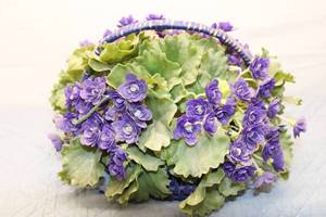 lot 265 image: Set of 2 Artificial Flower Arrangements in Decorative Baskets