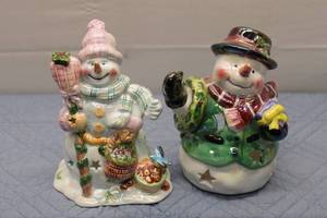 lot 289 image: Set of 2 Vintage Ceramic Snowman Figurines