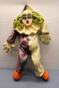 lot 292 image: Vintage Handcrafted Papier Mch Clown Figurine with Colorful Details