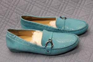 lot 318 image: Van Eli Womens Aqua Blue Loafers with Decorative Buckle - Size 8.5