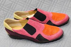 lot 325 image: Colorful Mesh Slip-On Shoes in Unique Design, Size 8.5-9