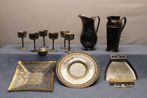 lot 329 image: Vintage Silver-Plated Serving Set with 6 Goblets and 2 Pitchers