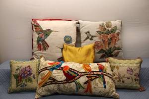lot 421 image: Collection of 7 Decorative Throw Pillows with Floral and Bird Designs