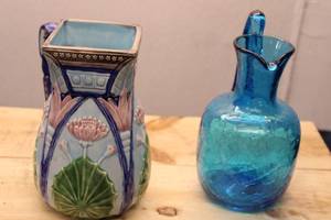 lot 302 image: Collection of 2 Colored Decorative Pitchers - Blue Glass and Ceramic