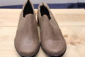 lot 312 image: Vaneli Sport Slip-On Shoes in Light Brown with Perforated Design