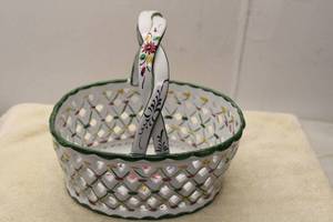 lot 371 image: Decorative Hand-Painted Ceramic Fruit Basket