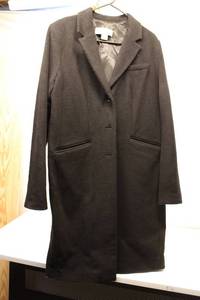 lot 497 image: Liz Claiborne Black Wool Blend Overcoat - Size LT