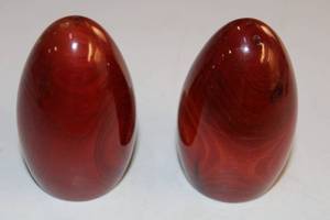 lot 509 image: Pair of Wooden Egg Shaped Salt and Pepper Shakers