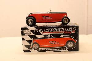 lot 593 image: Die Cast Metal Replica 1934 Ford Street Rod by Harley-Davidson Racing