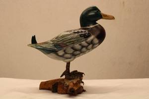 lot 603 image: Decorative Hand-Painted Mallard Duck Figurine on Natural Base
