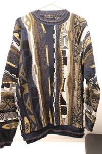 lot 617 image: Vintage Protect Collection Large Knit Sweater with Abstract Design