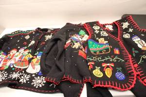 lot 621 image: Set of 2 Vintage Christmas Holiday Vests with Decorative Embroidery