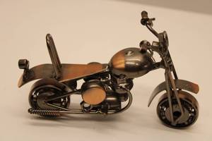 lot 630 image: Unique Metal Motorcycle Sculpted Art Piece