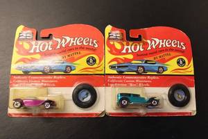 lot 641 image: Lot of 2 Vintage Hot Wheels Cars - California Custom Miniatures