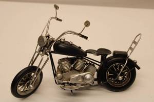 lot 642 image: Metallic Motorcycle Model Replica with Detailed Engine