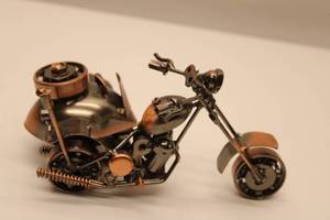 lot 644 image: Metal Art Motorcycle Sculpture with Engine Details