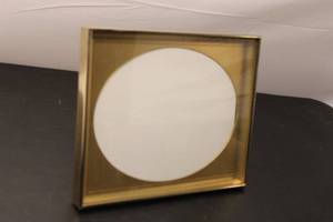 lot 663 image: Vintage Gold Frame for 8x10 Photo with Stand