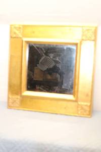 lot 714 image: Gold Estate Mirror with Decorative Frame - Vintage Style