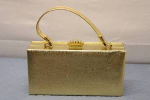 lot 729 image: Vintage Gold Evening Clutch Purse with Sunburst Clasp