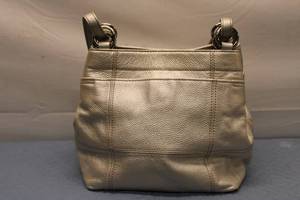 lot 731 image: Impressive Light Gray Leather Handbag with Silver Accents by Tignanello