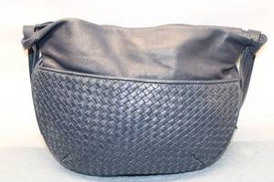 lot 736 image: Womens Leather Crossbody Bag with Woven Design