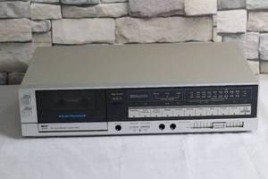 lot 25 image: MCS Series 3577 Auto Reverse Stereo Cassette Deck with Owners Manual