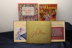 lot 66 image: Collection of Vintage Vinyl Records Featuring Glenn Miller and Great American Singers