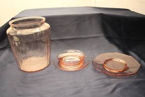 lot 96 image: Vintage Pink Art Glass Canister with Matching Plates