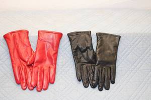 lot 110 image: Set of 2 Pairs of Leather Winter Gloves - Red and Black