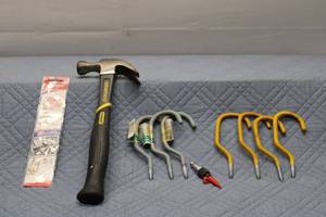 lot 152 image: Stanley Graphite Claw Hammer with Bicycle Hooks Set