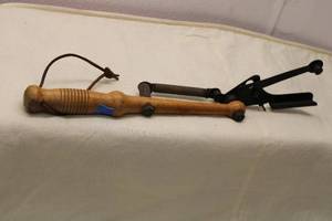 lot 194 image: Vintage Handheld Mechanical Tool with Wooden Handle