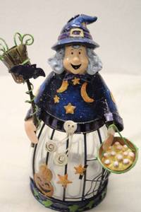 lot 227 image: Assorted Figurines Witch, Girl in Hat, and Native American
