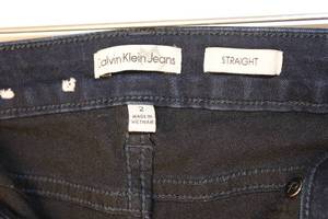 lot 272 image: Calvin Klein Jeans Womens Straight Leg Jeans Size 2 - Black Denim