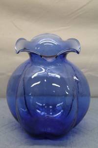 lot 284 image: Vintage Blue Glass Vase with Flared Lip and Pumpkin Shape