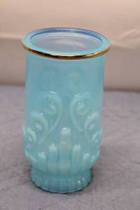lot 285 image: Avon Frosted Blue Glass Vase with Gold Rim