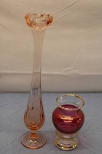 lot 296 image: Set of 2 Vintage Decorative Glass Vases - One Tall and One Short