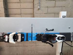 Elan Skis - 140cm