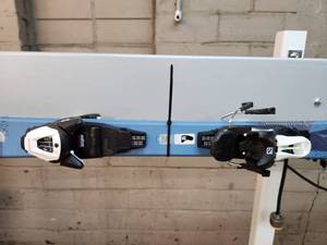 Salomons Skis - 130cm