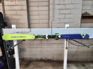 Fisher Skis - 162cm