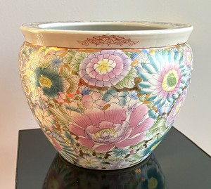 lot 62 image: Asian Style Pastel Floral Design Planter