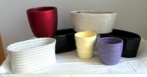 lot 82 image: Seven Planter Pots