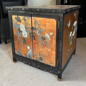 lot 9 image: Vintage Asian Style Lacquered Cabinet