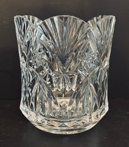 lot 229 image: Cristal DArgues-Durand Crystal Champaign Chiller
