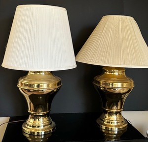 lot 43 image: Pair of Vintage Brass Table Lamps