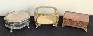 lot 129 image: Vintage Glass and Silver Plated Trinket Boxes