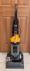lot 139 image: Dyson Upright Vacuum Cleaner