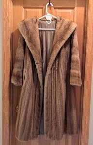 lot 173 image: Full Length Mink Coat
